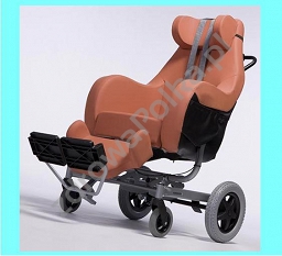 Fotel wózek pielęgnacyjny z podparciami bocznymi
